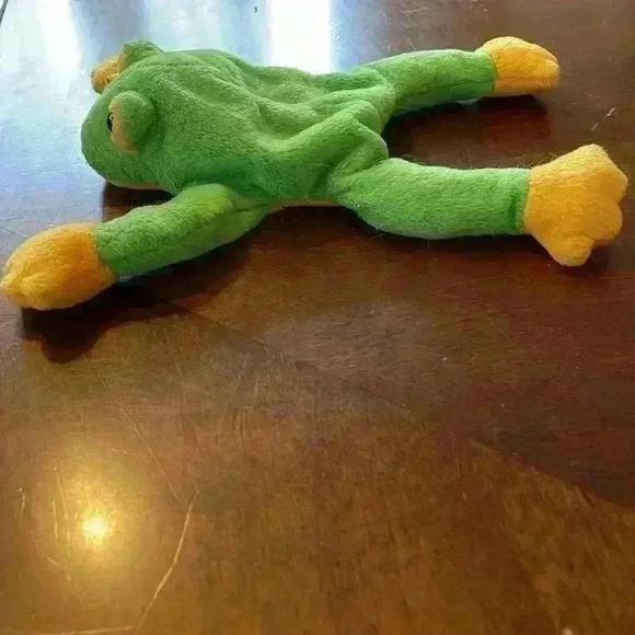 Smoochy the Frog ty Beanie Baby - Picture 2 of 3